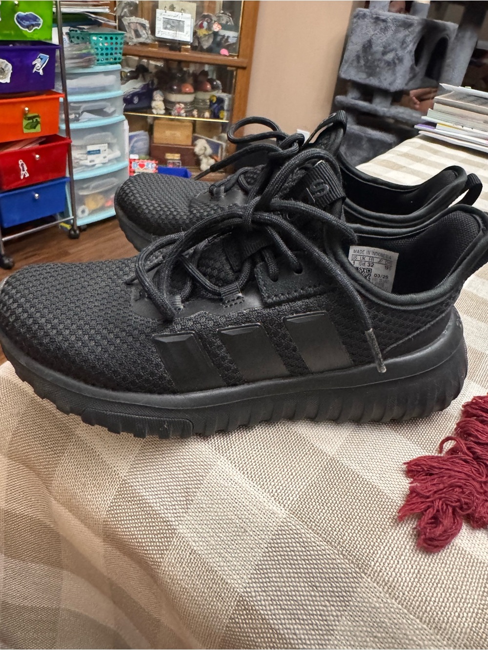 Black boys 1 Athletic Sneakers - All-Black Casual Running Shoes